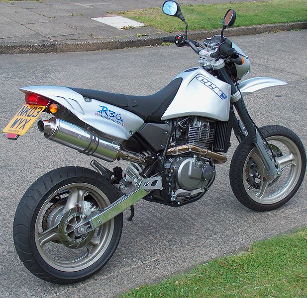53653908_CCMR30Supermoto.jpg