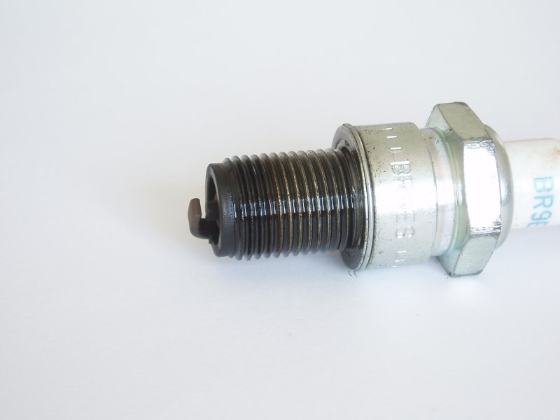 aerox plug 011.JPG