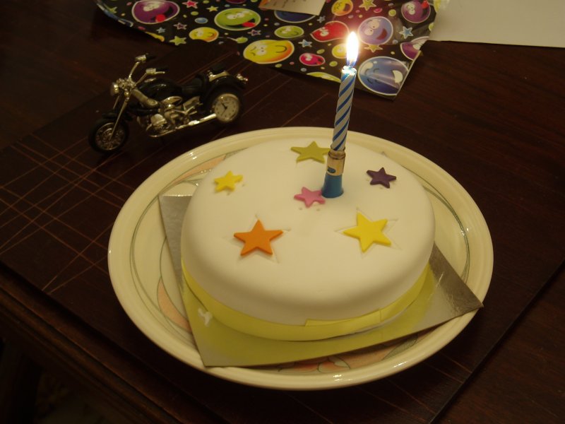 birthday cake 001.JPG