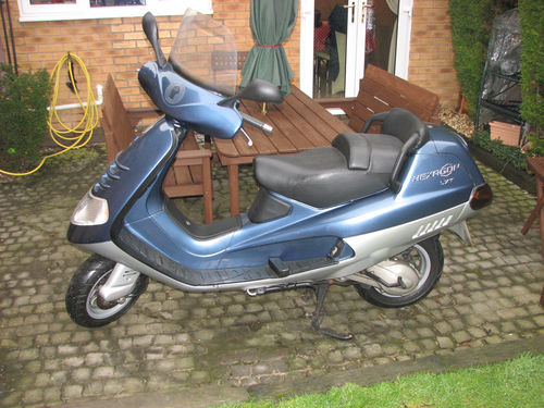 scooty.JPG